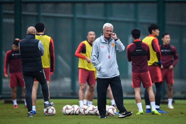 费内巴切即将官宣什克租借加盟 巴黎承担部分薪水