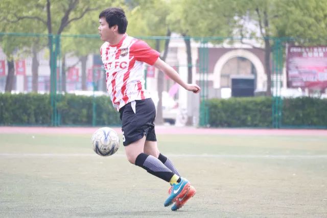 马尚41+7+7+5广东豪取11连胜 北京6连胜被终结